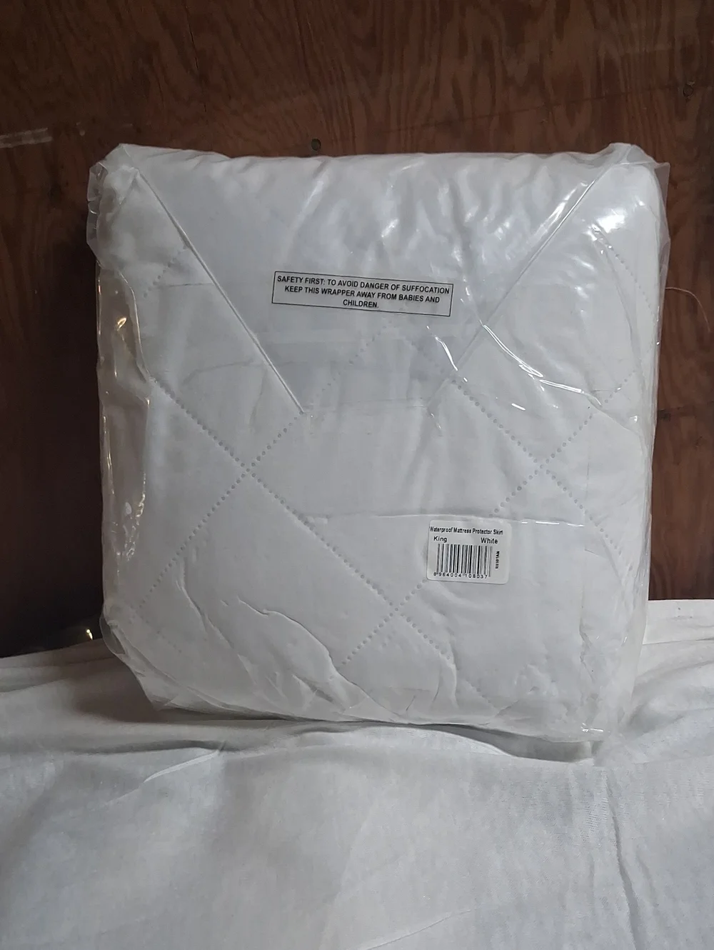 NWT King Size Quilted Waterproof Mattress Protector Skirt - White